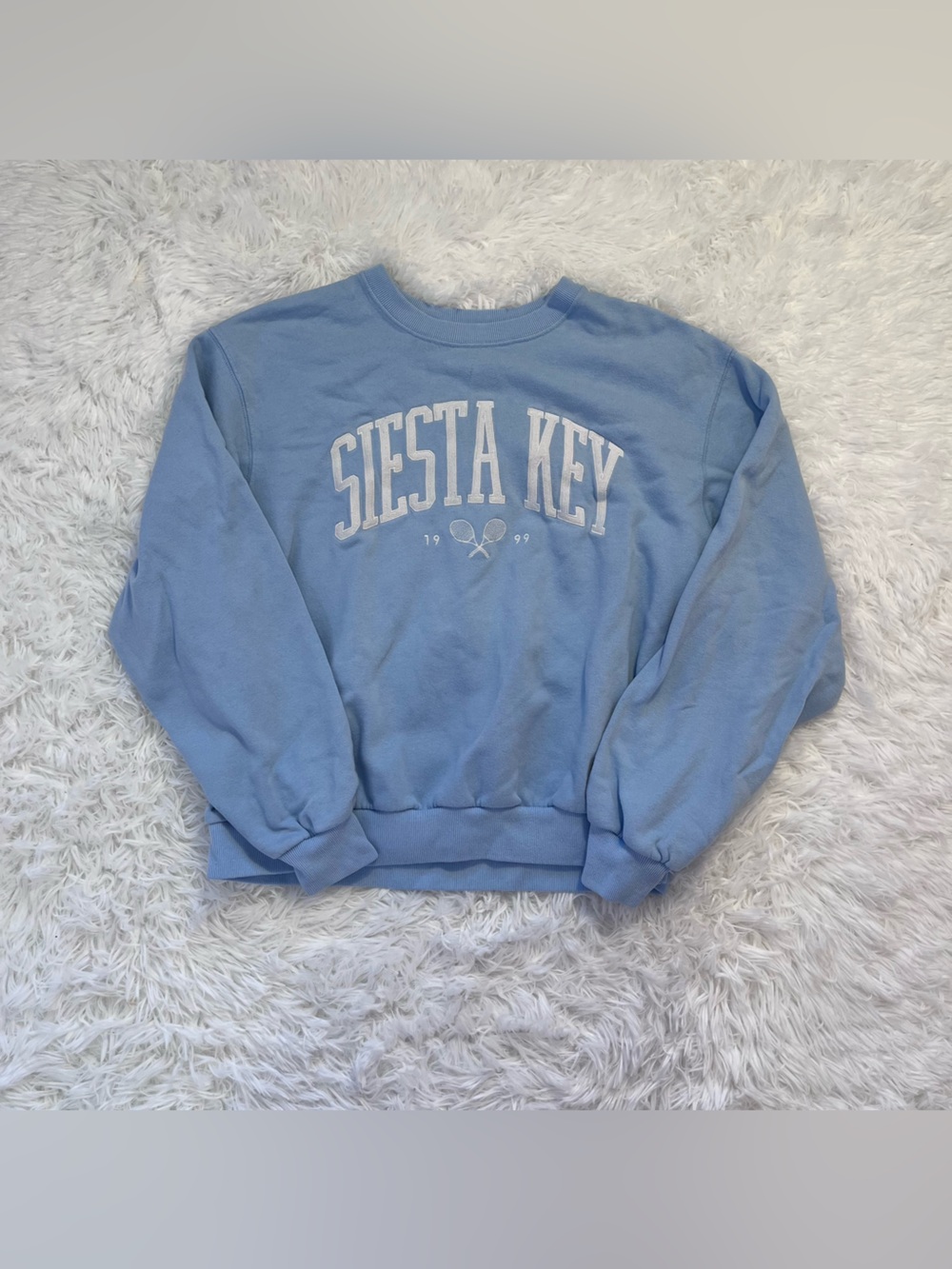 hollister blue crewneck medium